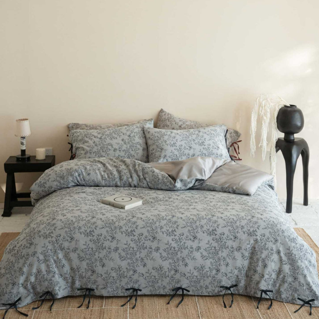 Botanical Tie-Detail Cotton Duvet Cover Set with Bow-Tied Hem & Reversible Shams