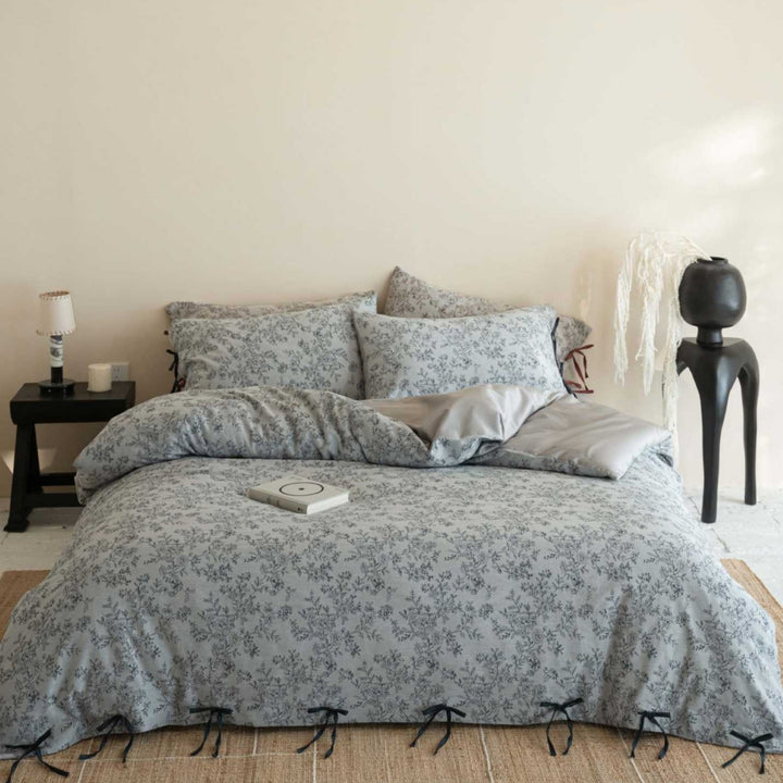 Botanical Tie-Detail Cotton Duvet Cover Set with Bow-Tied Hem & Reversible Shams