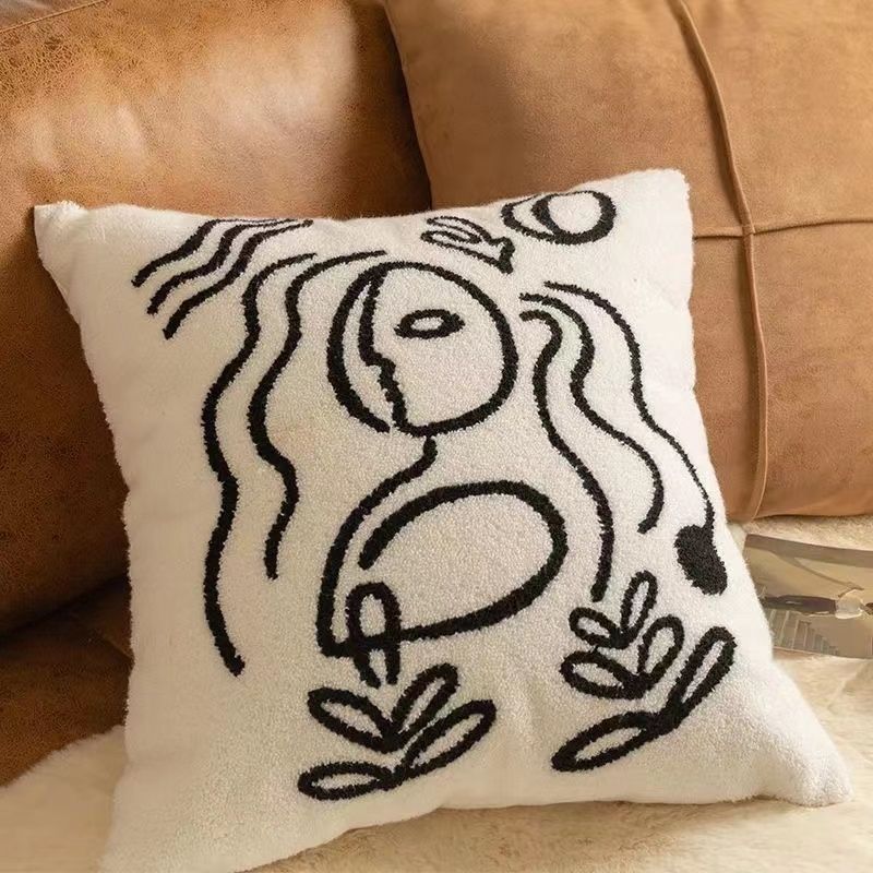Fluffy decorative cushion with zigzag pattern
