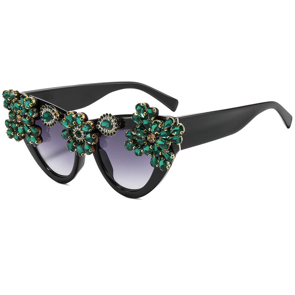Women extravagantly decorated Cat-Eye sunglasses Stornfield