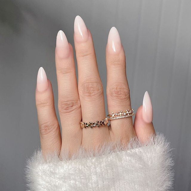 Premium Almond-Shaped Press-On Nails Stornfield