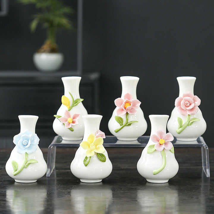 Artistic Floral Porcelain Vase Stornfeild