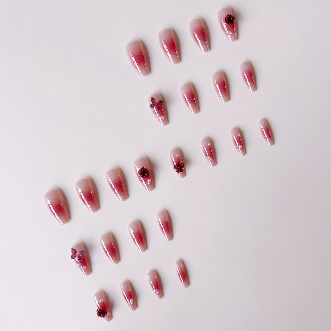 Artificial nail set with elegant floral 3D decorations Stornfield