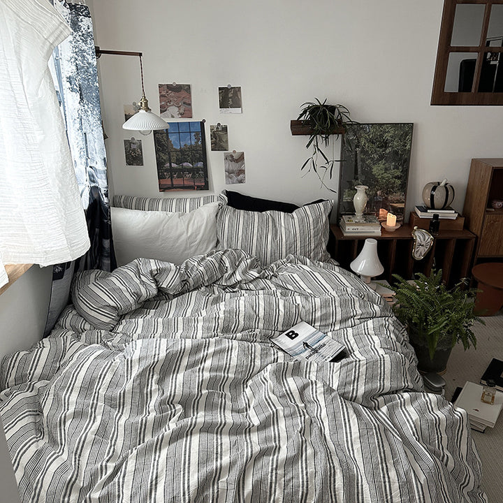 Reversible cotton-linen duvet cover set with natural texture, fine striped structure, and breathable, easy-care quality