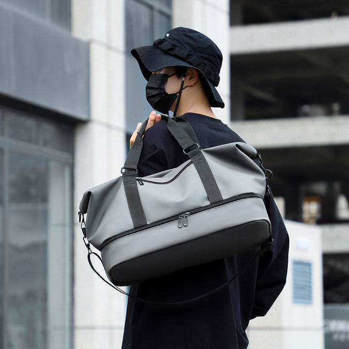 Sporty and Water-Repellent Duffel Bag with Adjustable Carrying System Stornfield