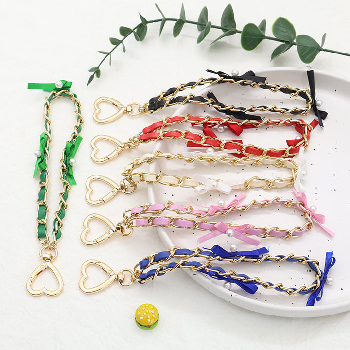 Chic Chain-Linked Eyewear Holder Stornfield