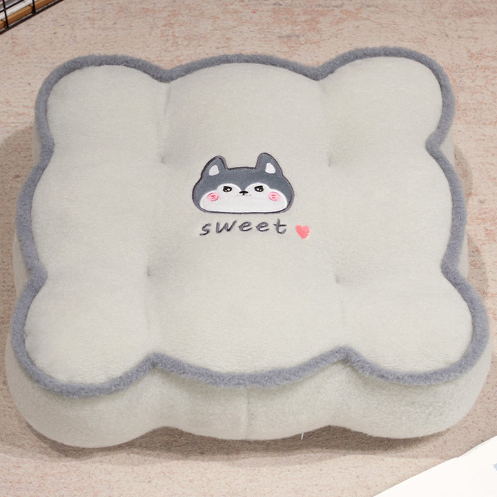 Plush pillow with animal-friendly design Stornfield