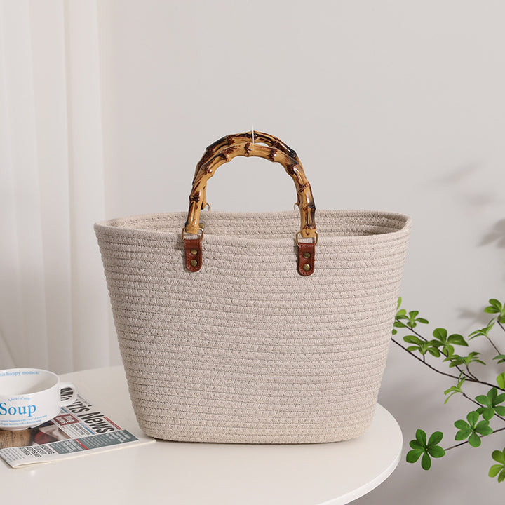 Fashionable straw bag with bamboo handles Stornfield