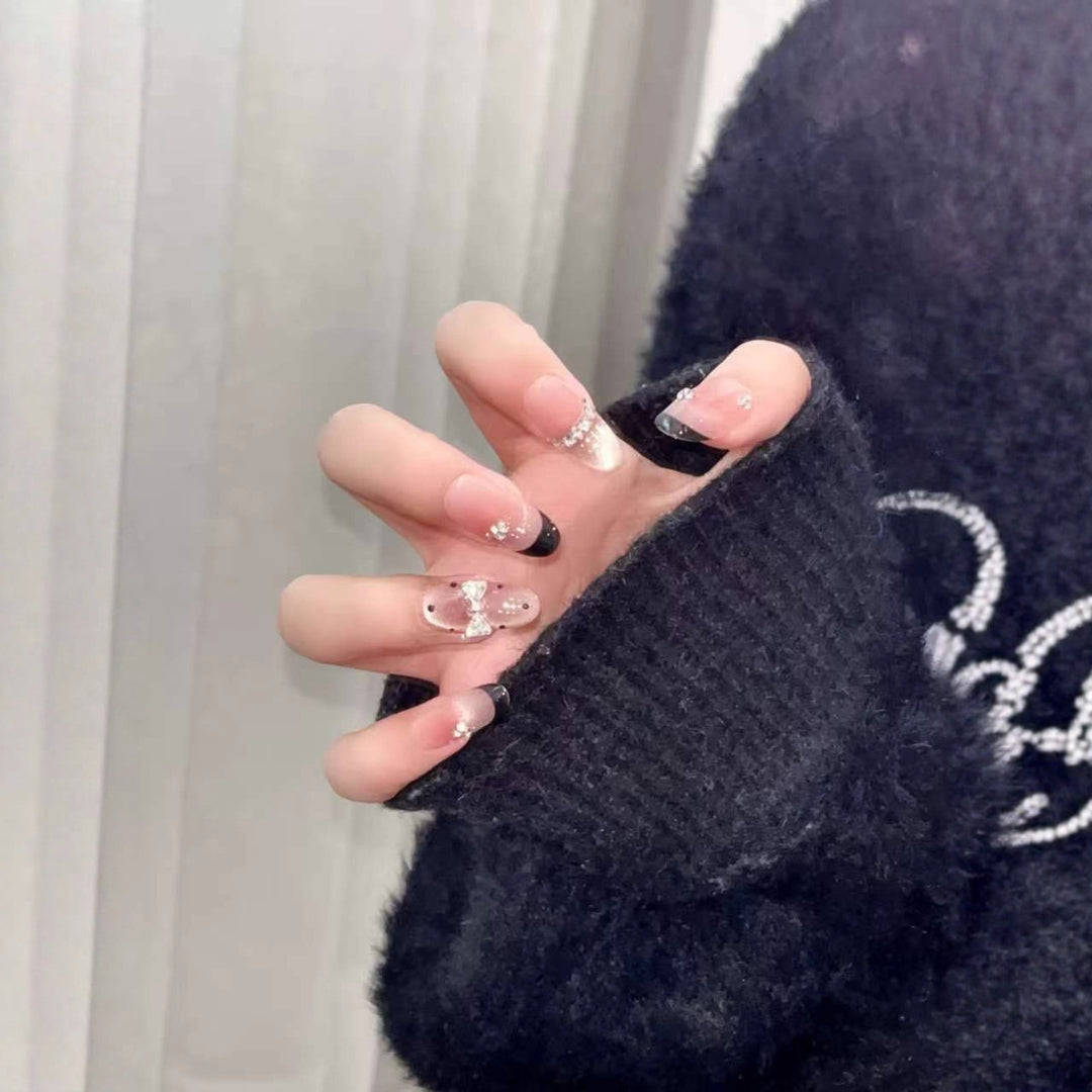 Glamorous Press-On Nail Art Stornfield