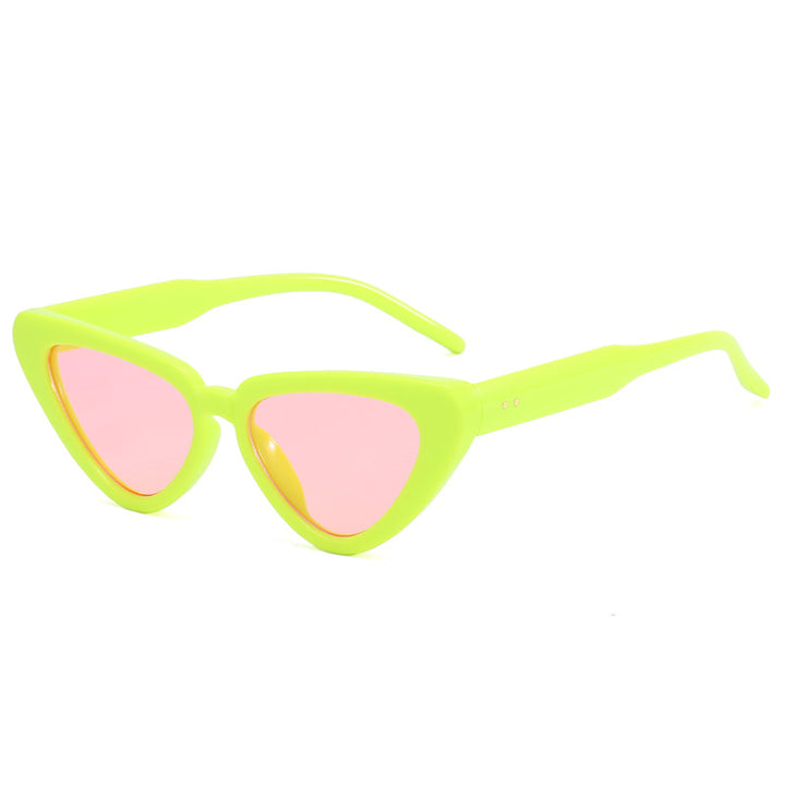 Ladies stylish Cat-Eye sunglasses with striking design Stornfield