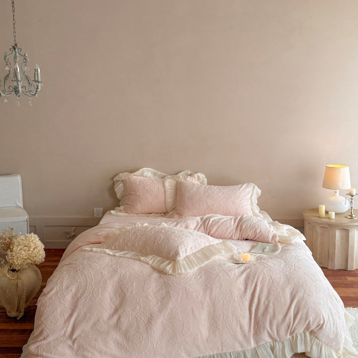 Ruffled Embroidered Cotton Duvet Cover Set with Quilted Butterfly Motif