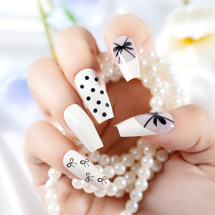 Elegant Press-On Nail Art Set Stornfield