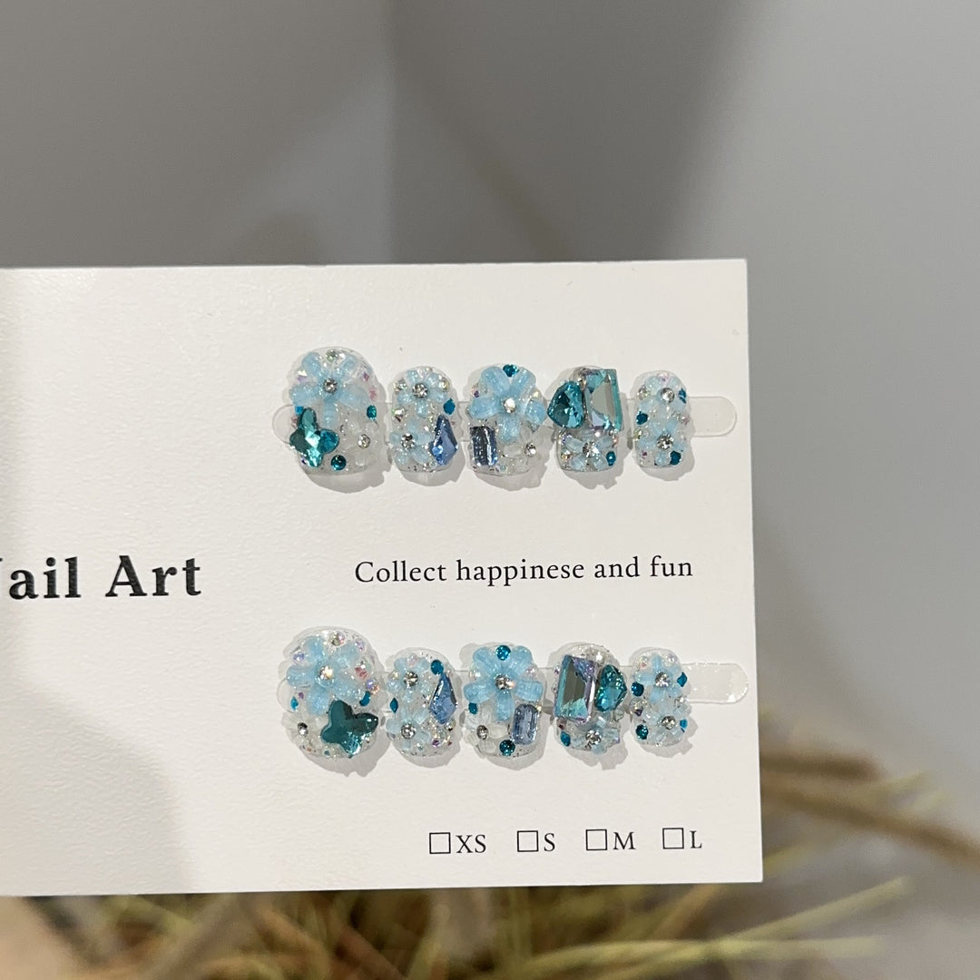 Decorative Floral-Themed Nail Art Accessories