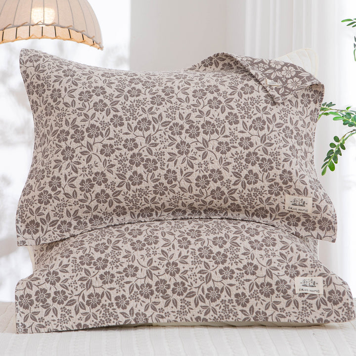 Women's pillowcase with modern checkered pattern Stornfield