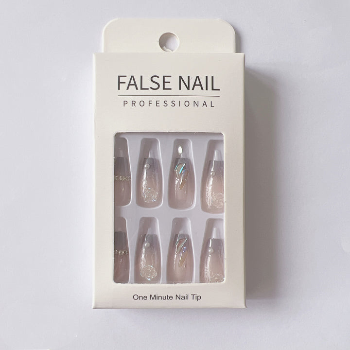 Nails with 3D flowers and glitter Stornfield
