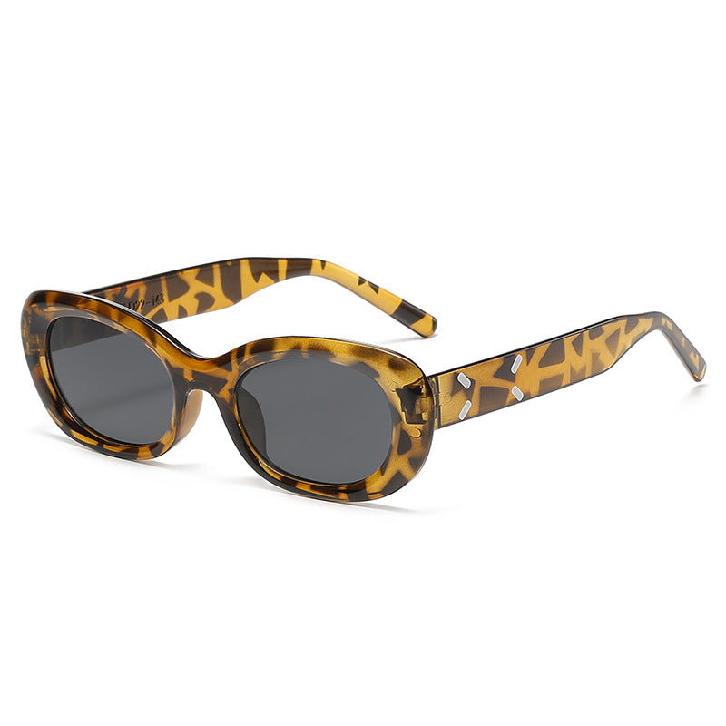 Women Oversized Sunglasses in Trendy Leopard Print Stornfield