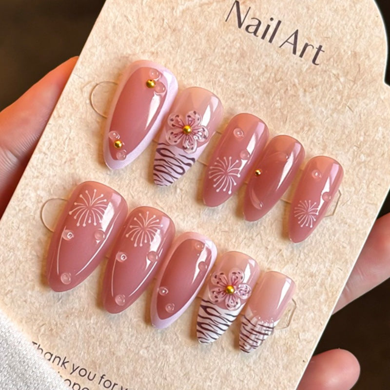 Elegant Floral Design Press-On Nails Stornfield