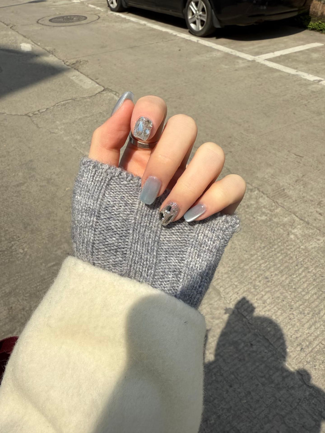 Decorative Press-On Nail Art Set with Glamorous Gem Accents