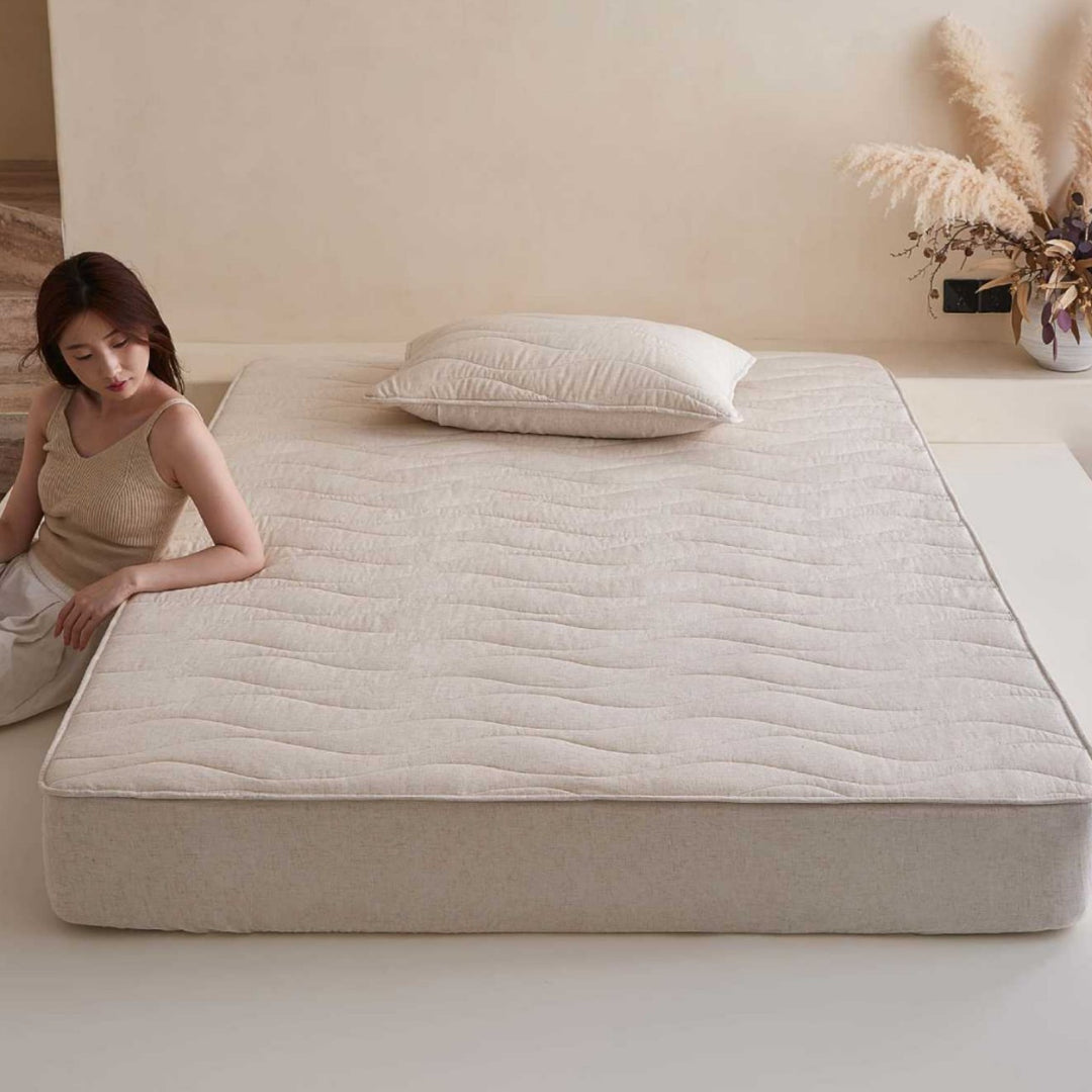 Quilted Breathable Mattress Topper with Hypoallergenic Cotton Cover