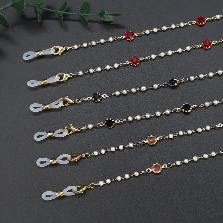 Elegant Pearl and Crystal Eyewear Chain Stornfield