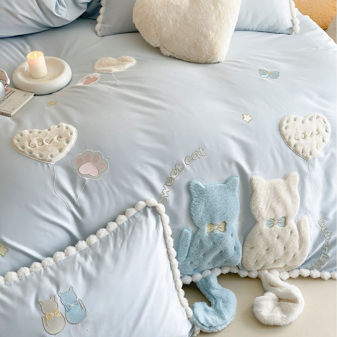 Cute bedding set made of fine satin with 3D cat appliqués, pompom trim & decorative pillow