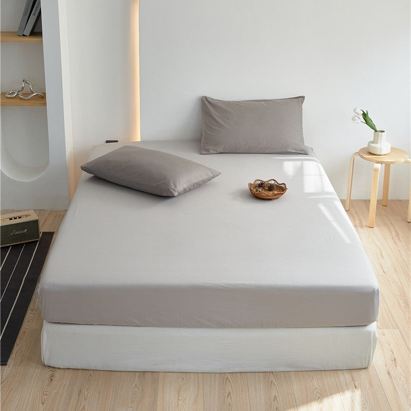 Elastic fitted sheet made of cotton jersey with extra deep pocket and all-around elastic
