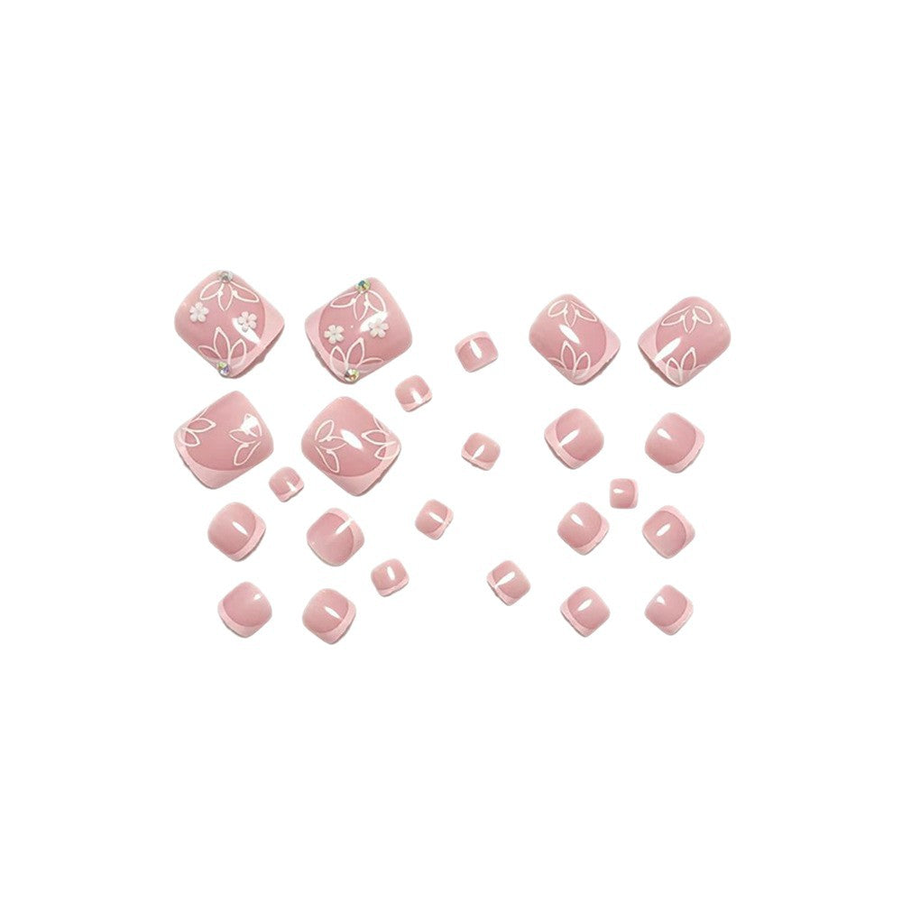 Nail art with floral decorations Stornfield