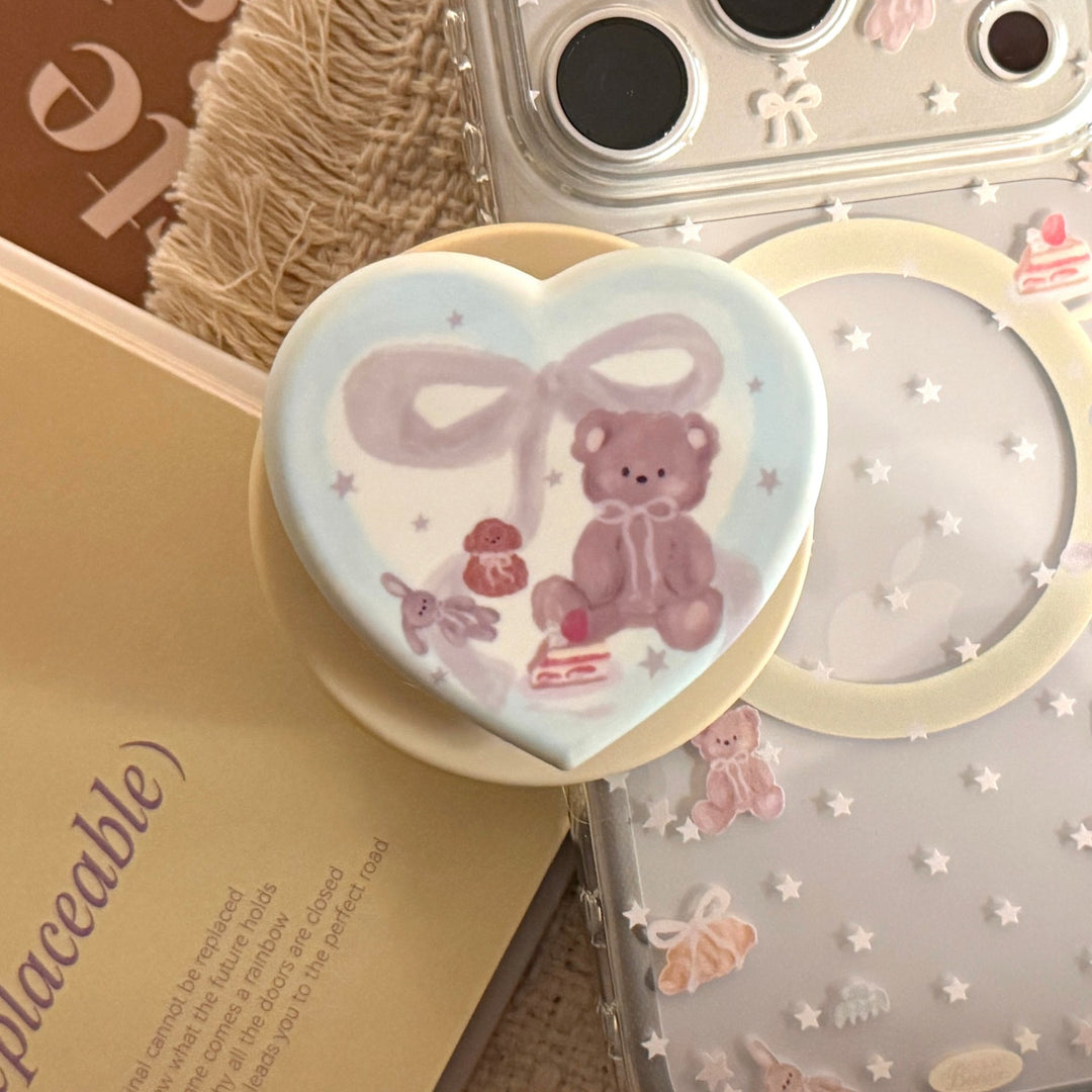 Charming Heart-Shaped Smartphone Holder Stornfield