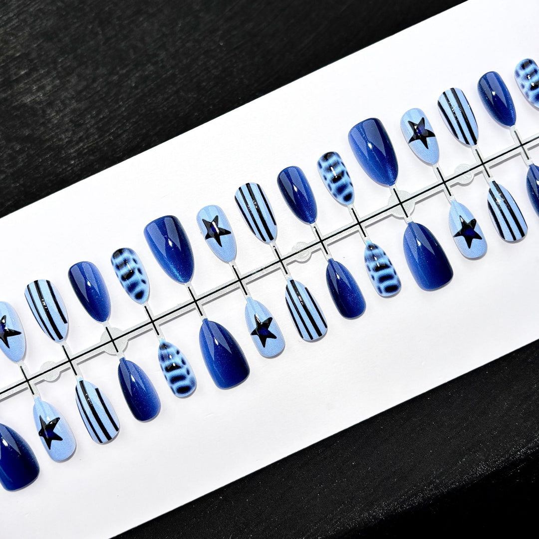 Stylish Abstract Press-On Nail Art Set