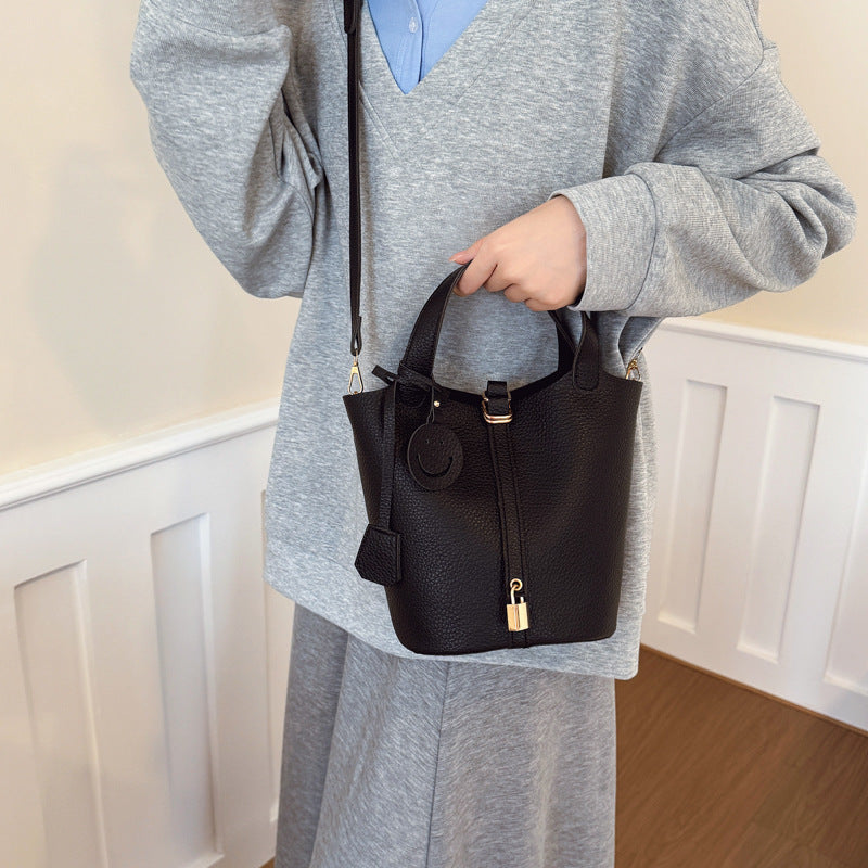 Chic Textured Shoulder Bag Stornfield