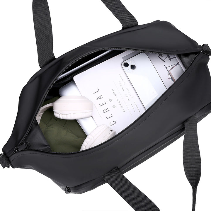 Men's sporty and durable travel bag with multifunctional features Stornfield