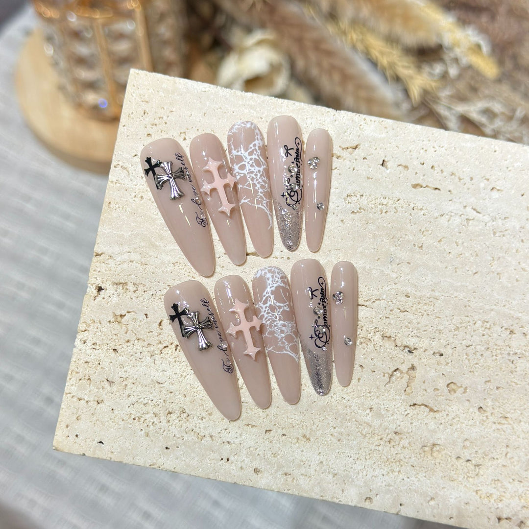 Luxury Gothic Press-On Nail Art Set Stornfield