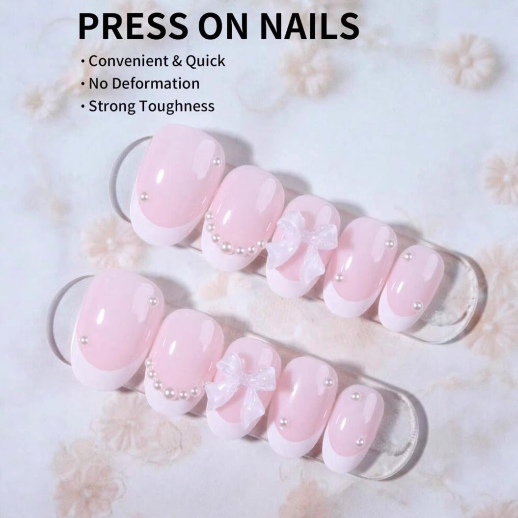 Artificial nail set with exquisite 3D flowers and elegant pearl embellishments Stornfield
