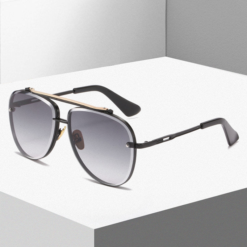 Women's Oversized Pilot Sunglasses with Adjustable Nose Pads and High-Quality Metal Frame Stornfield