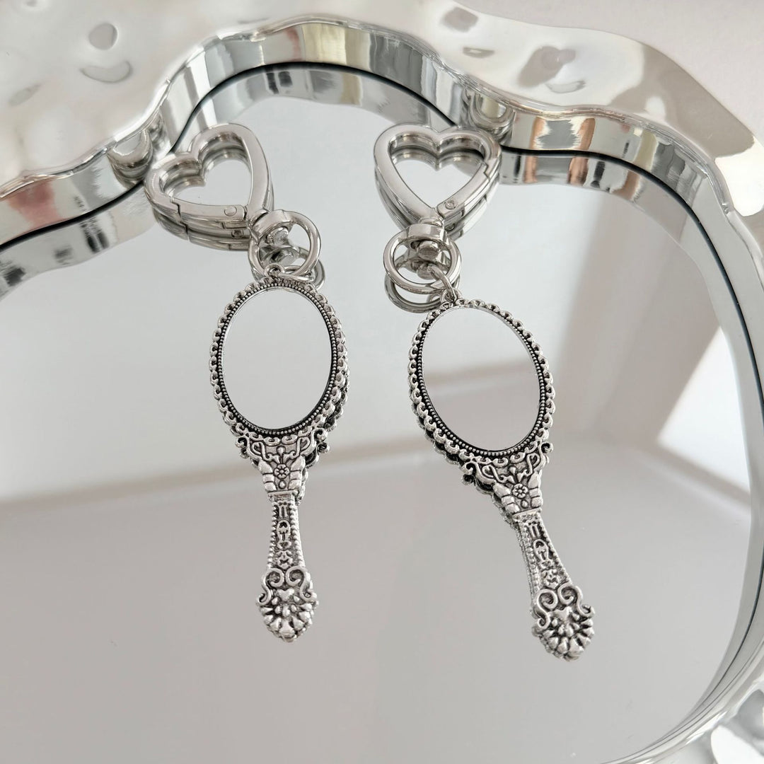 Vintage-Style Compact Mirror Keychain Stornfield