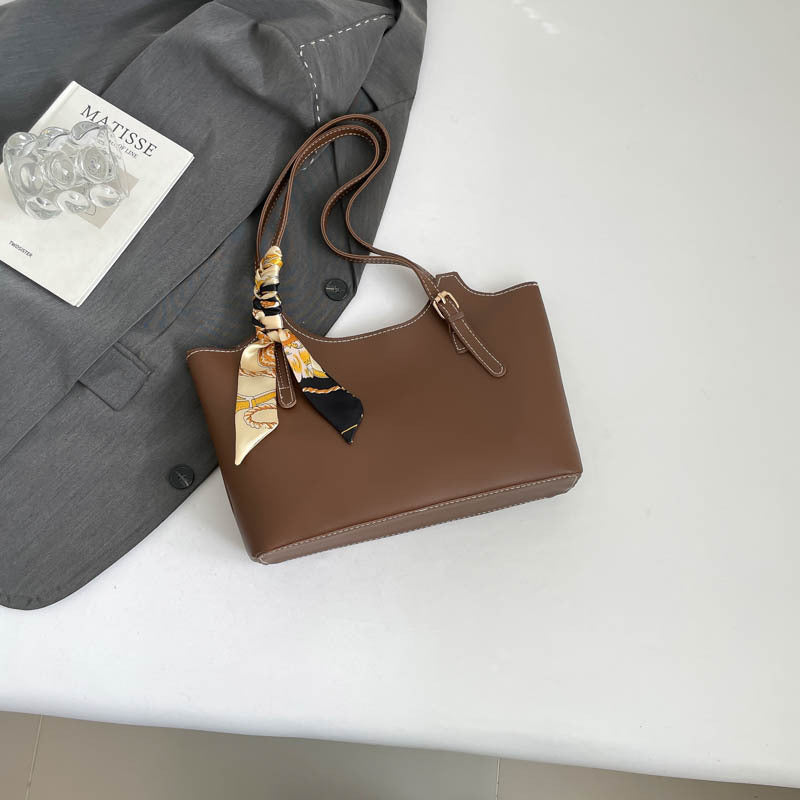Elegant Minimalist Handheld Tote Bag Stornfield