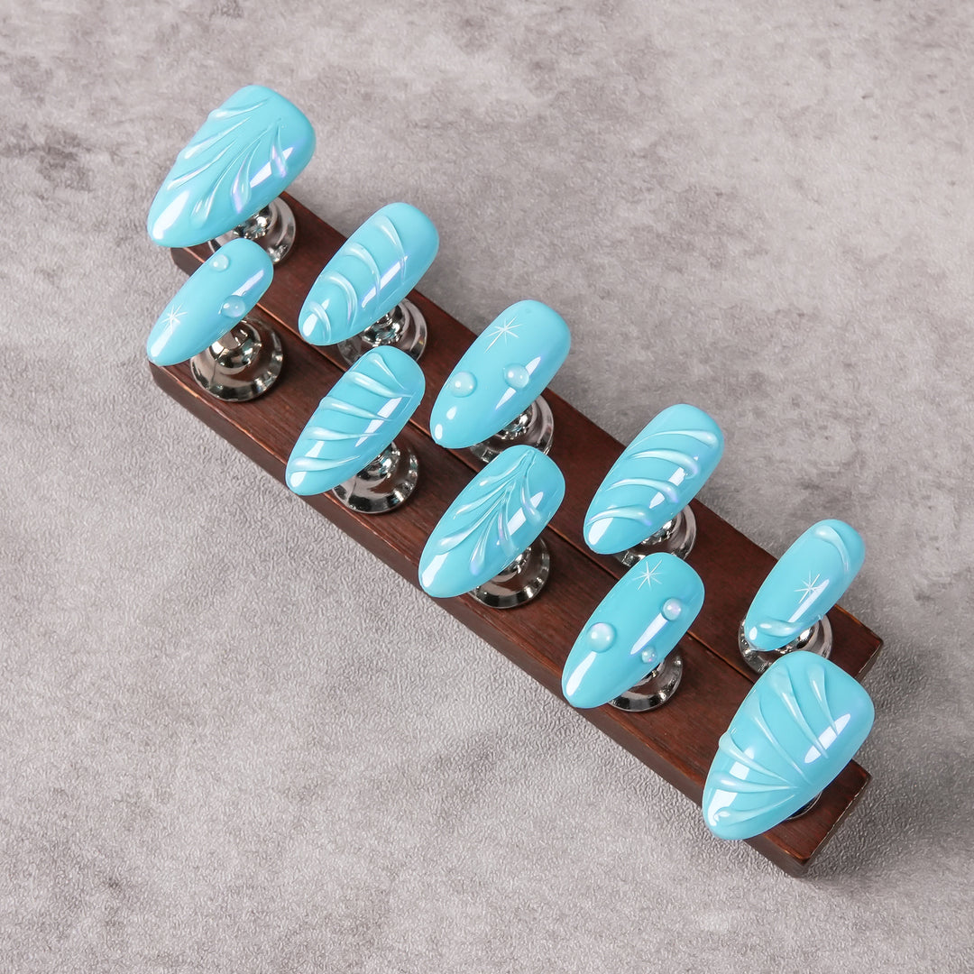 Artistic Press-On Nail Set with Unique Patterns