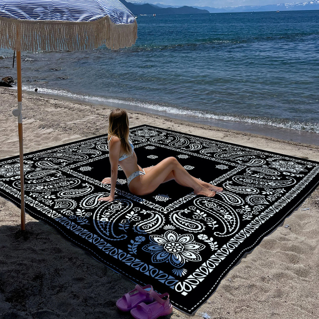 Mandala Design Beach Mat Stornfield