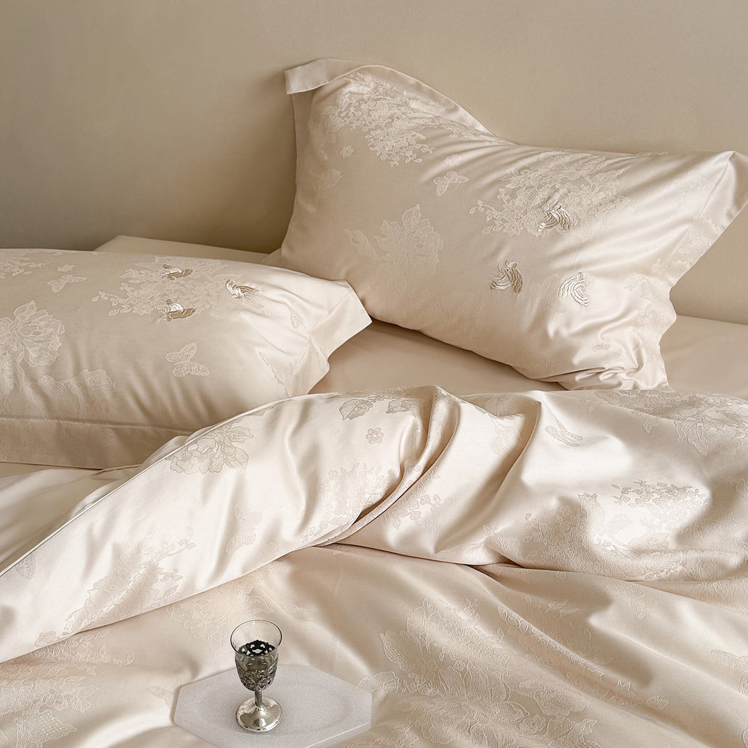 Fine Mako cotton bedding set with jacquard flower and butterfly relief