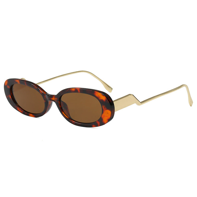 Women's retro-inspired sunglasses with contemporary design and striking frame Stornfield