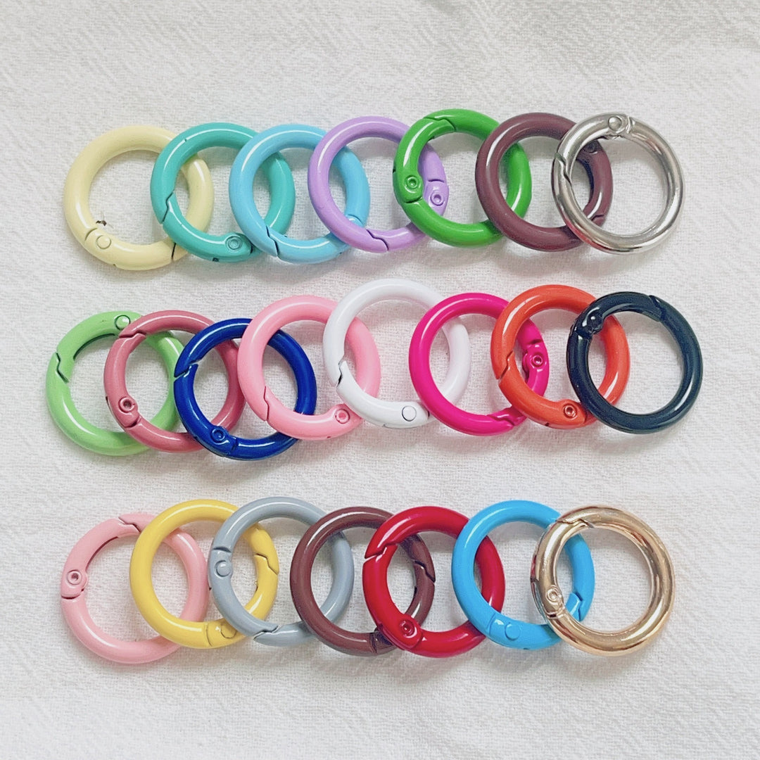 Minimalist Metal Keyring Stornfield