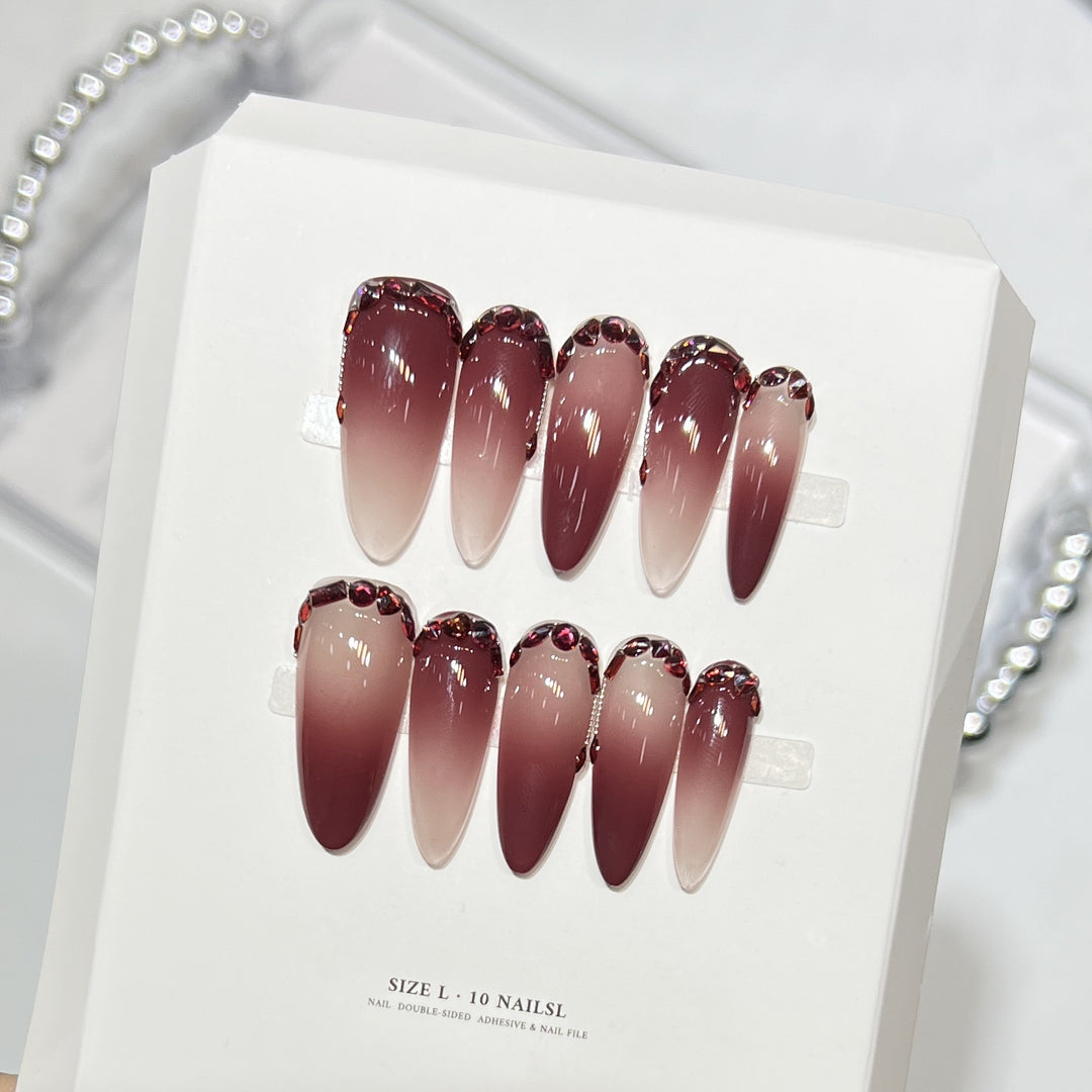 Festive Themed Press-On Nail Set