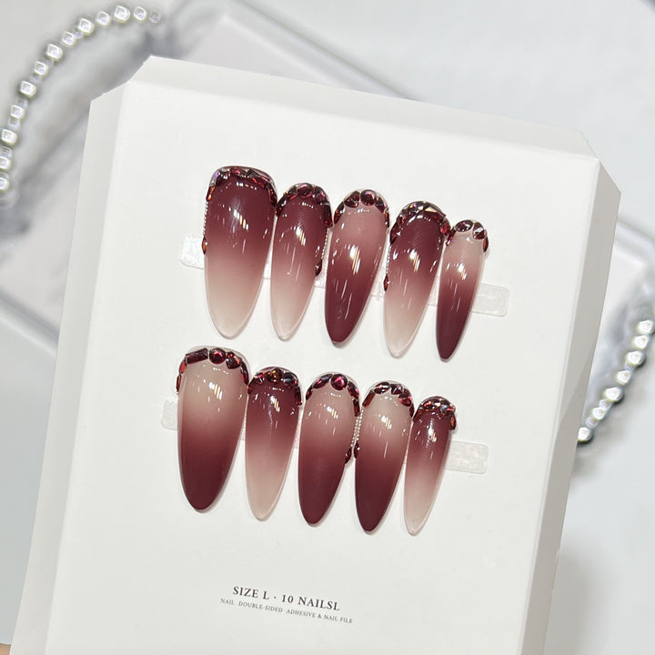 Festive Themed Press-On Nail Set