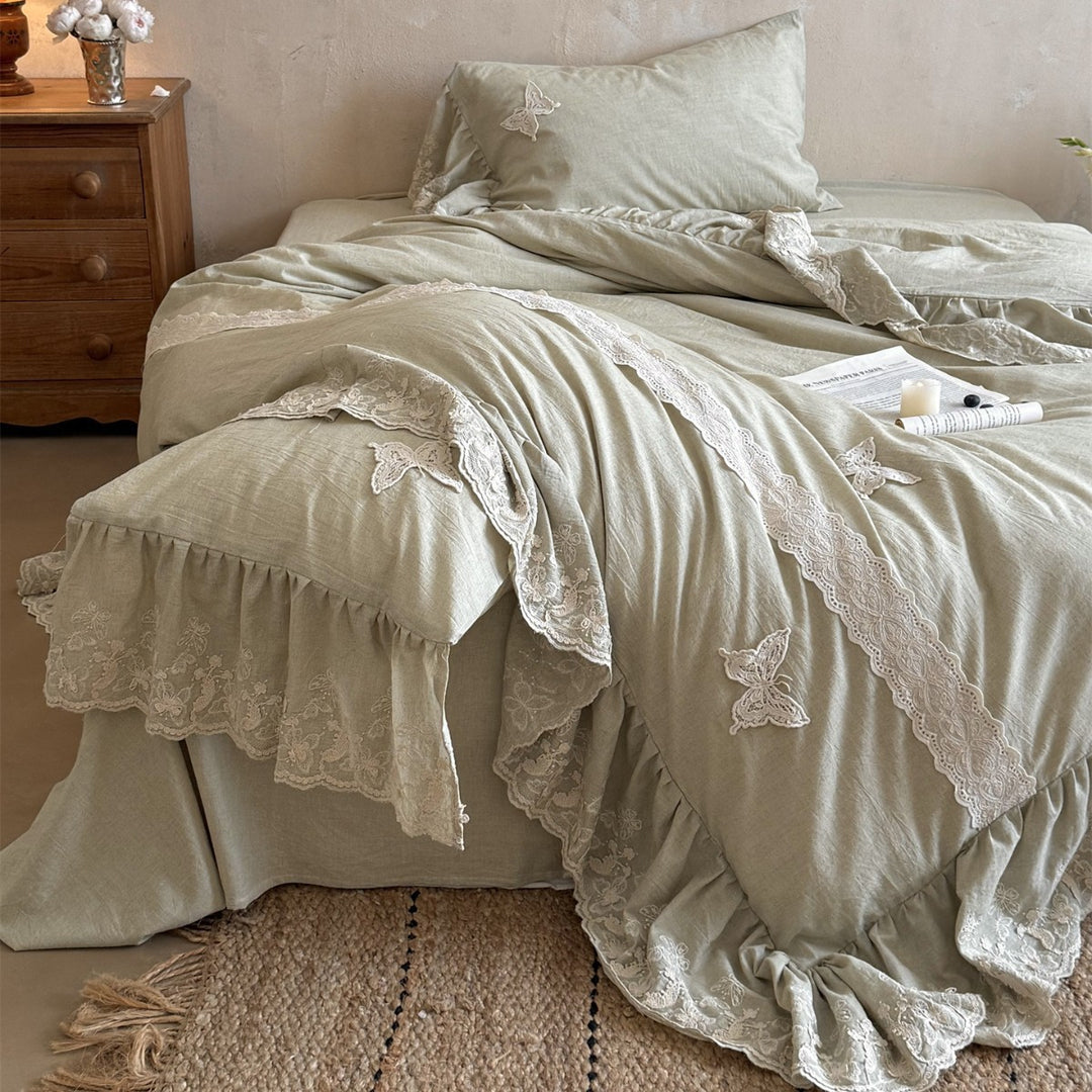 Romantic Ruffled Cotton-Linen Duvet Cover Set with Lace Border & Butterfly Appliqué