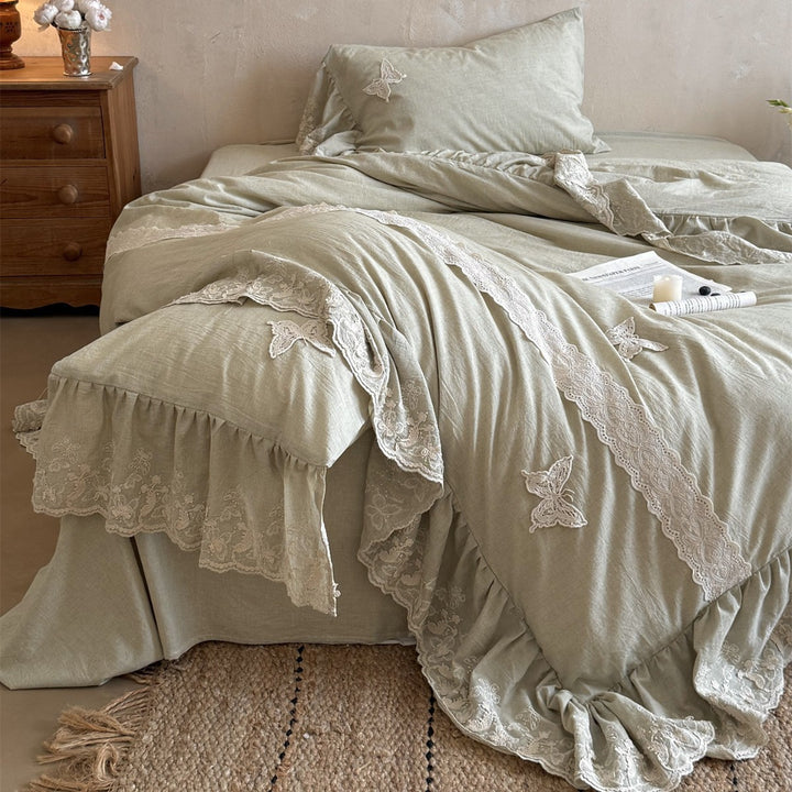 Romantic Ruffled Cotton-Linen Duvet Cover Set with Lace Border & Butterfly Appliqué