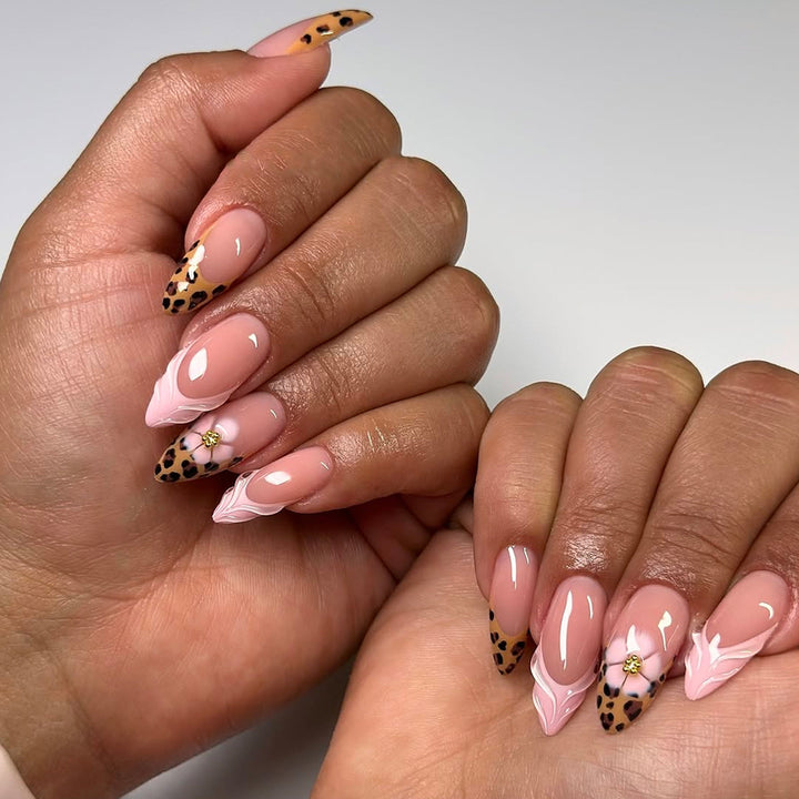 Artificial nails with luxurious leopard design and elegant accents Stornfield