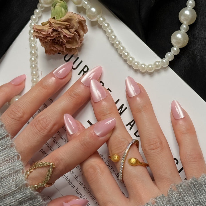 Elegant Artificial Nails with High Gloss Finish Stornfield