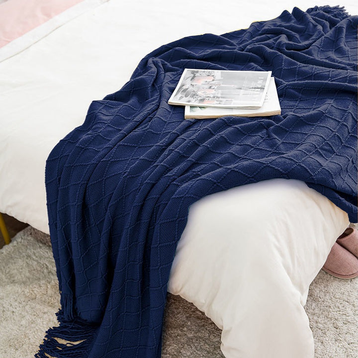 Cozy Decorative Throw Blanket
