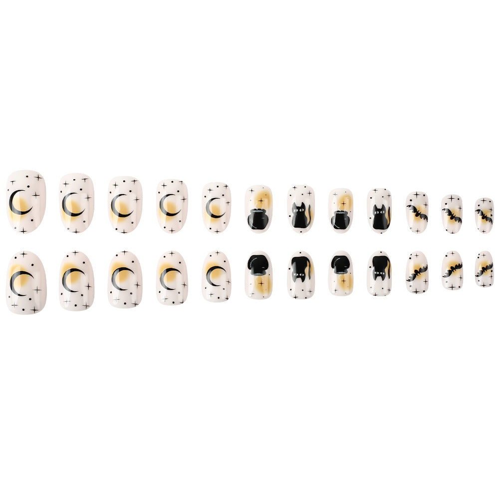 Halloween-Themed Nail Art Design Stornfield