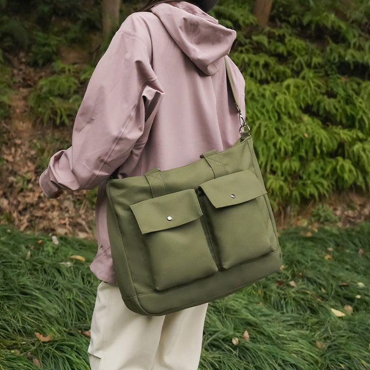 Versatile tote bag with practical exterior pockets Stornfield
